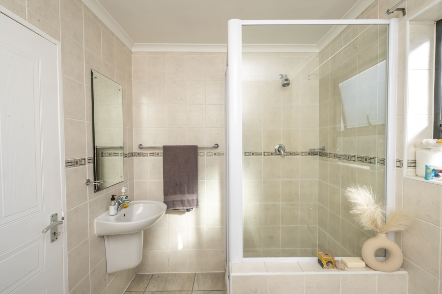 3 Bedroom Property for Sale in Pinehurst Western Cape